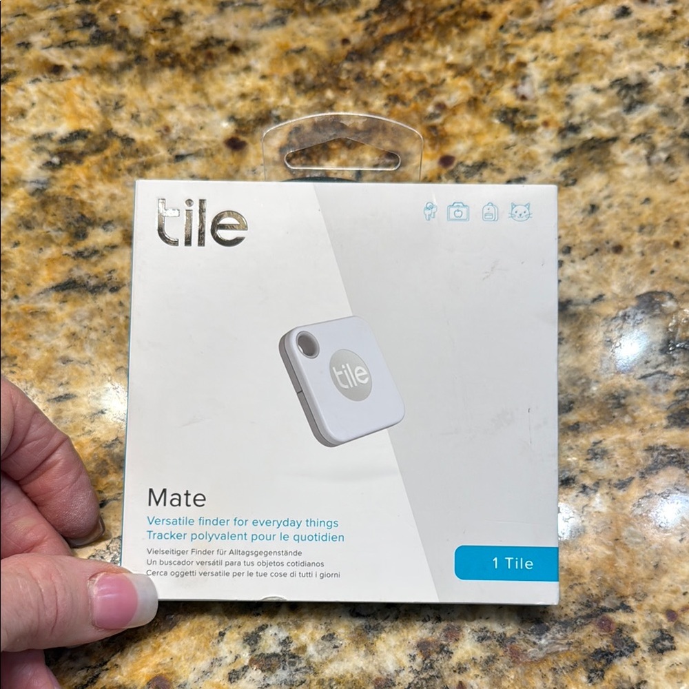 Tile Mate Bluetooth Tracker never opened